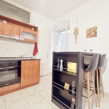 One Bedroom Apartment In The Old Town Split Exteriér fotografie