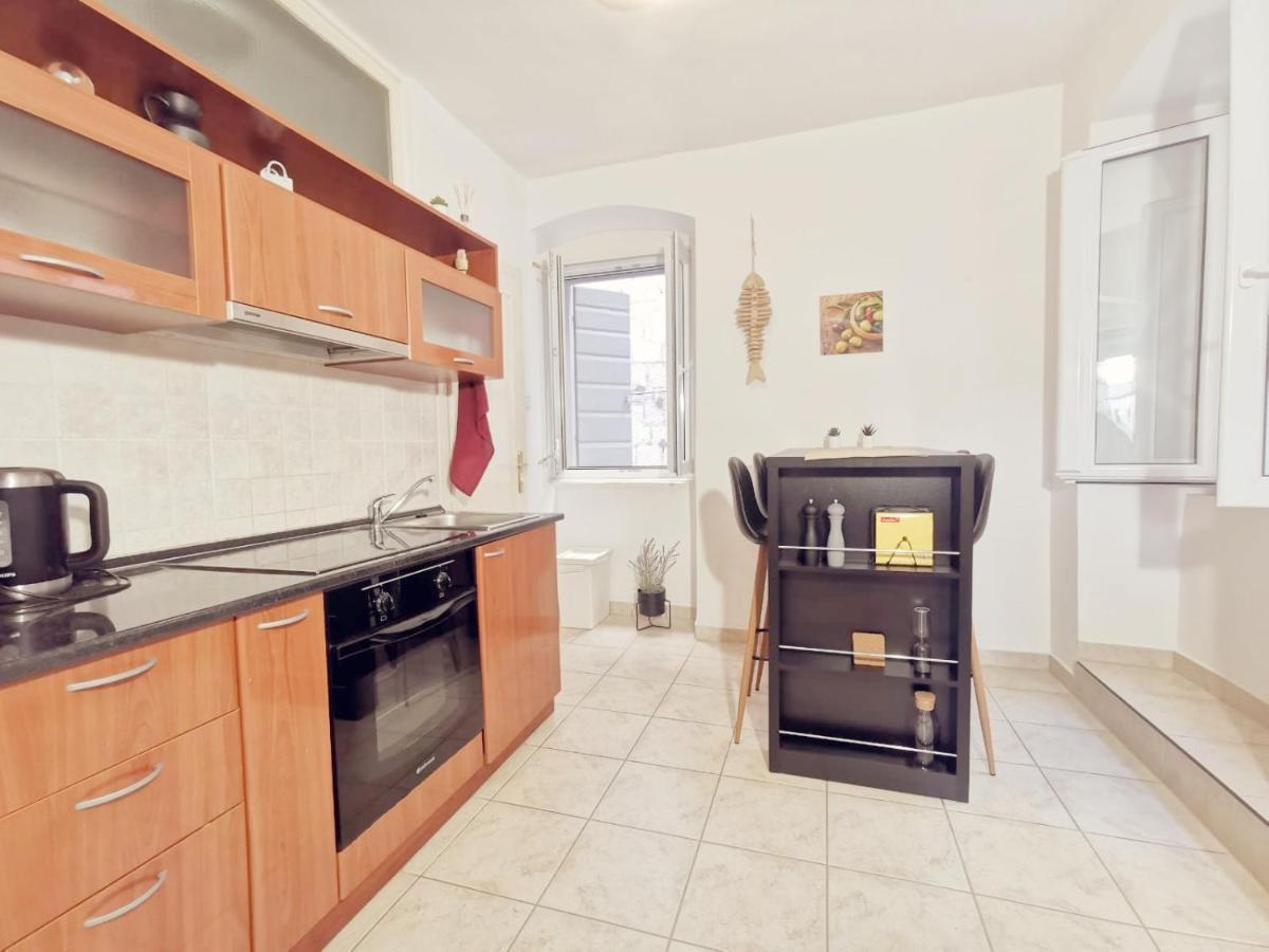 One Bedroom Apartment In The Old Town Split Exteriér fotografie