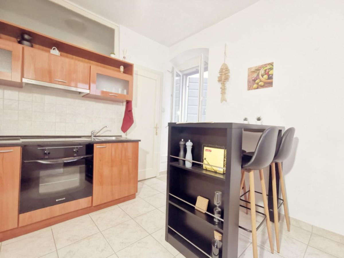 One Bedroom Apartment In The Old Town Split Exteriér fotografie
